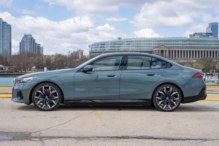 BMW i5 vs Expectations: Is It Truly a Driver’s EV