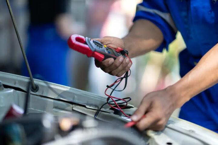 Battery Replacement Claims: How Insurers Calculate Loss