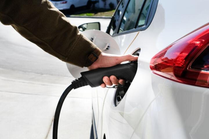 CCS2 vs NACS: The Global Battle for Charging Connector Standardization