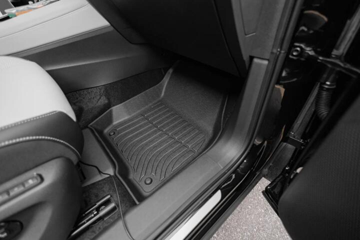 Why Floor Liners Beat Basic Mats
