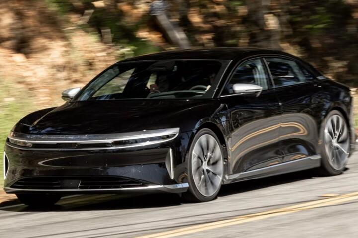 Lucid Air Sapphire: How Three Motors Redefine Torque Vectoring