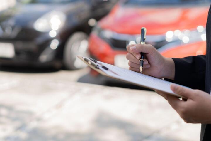 What to Check Before Switching Insurers